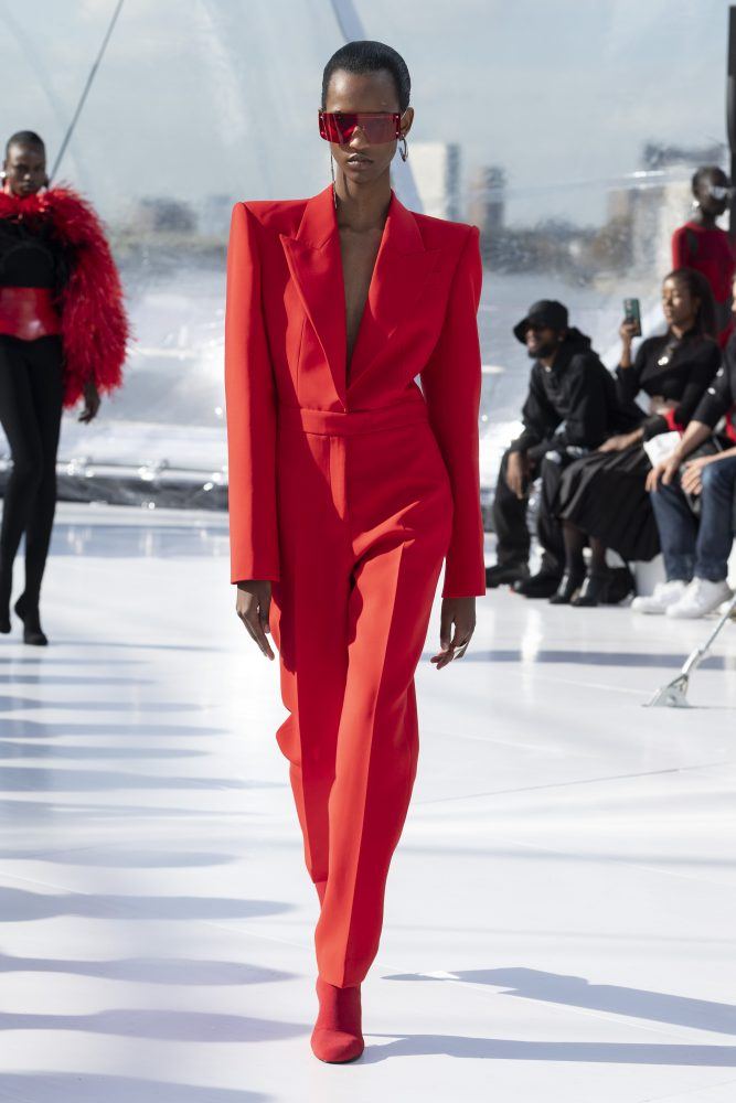 5 hot style picks for summer: get set for the holidays with low-key fashion  from Alexander McQueen, Maison Michel and Gucci, riffing on Jacquemus' spring  2023 show in Le Bourget, Paris