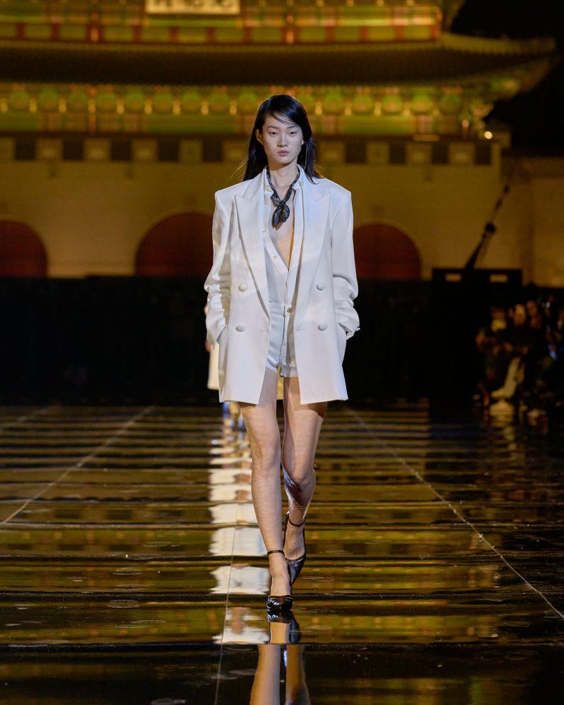 Louis Vuitton Zooms In On Style Staples For SS23 Paris Fashion Week Show